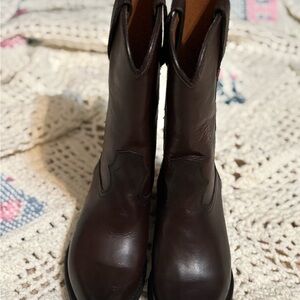 FRYE AND CO. Rich Brown Leather Heeled Boots